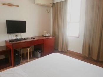 Wuhan Tianlun Holiday Hotel Exterior photo