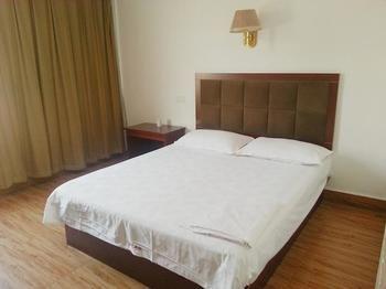 Wuhan Tianlun Holiday Hotel Exterior photo